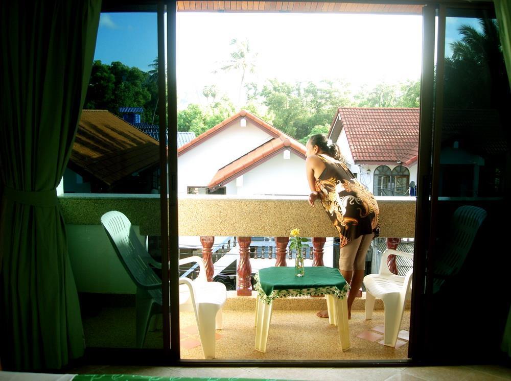 Waree'S Guesthouse Phuket Exterior foto